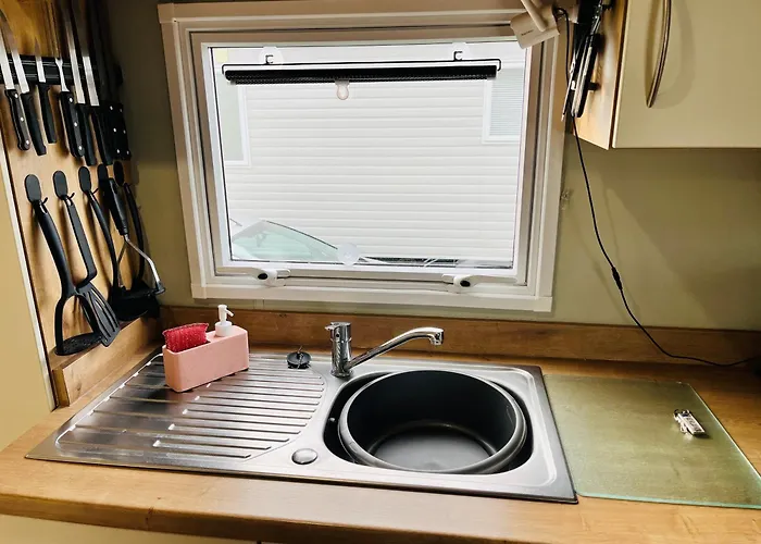Kee Holiday Home Caravan
